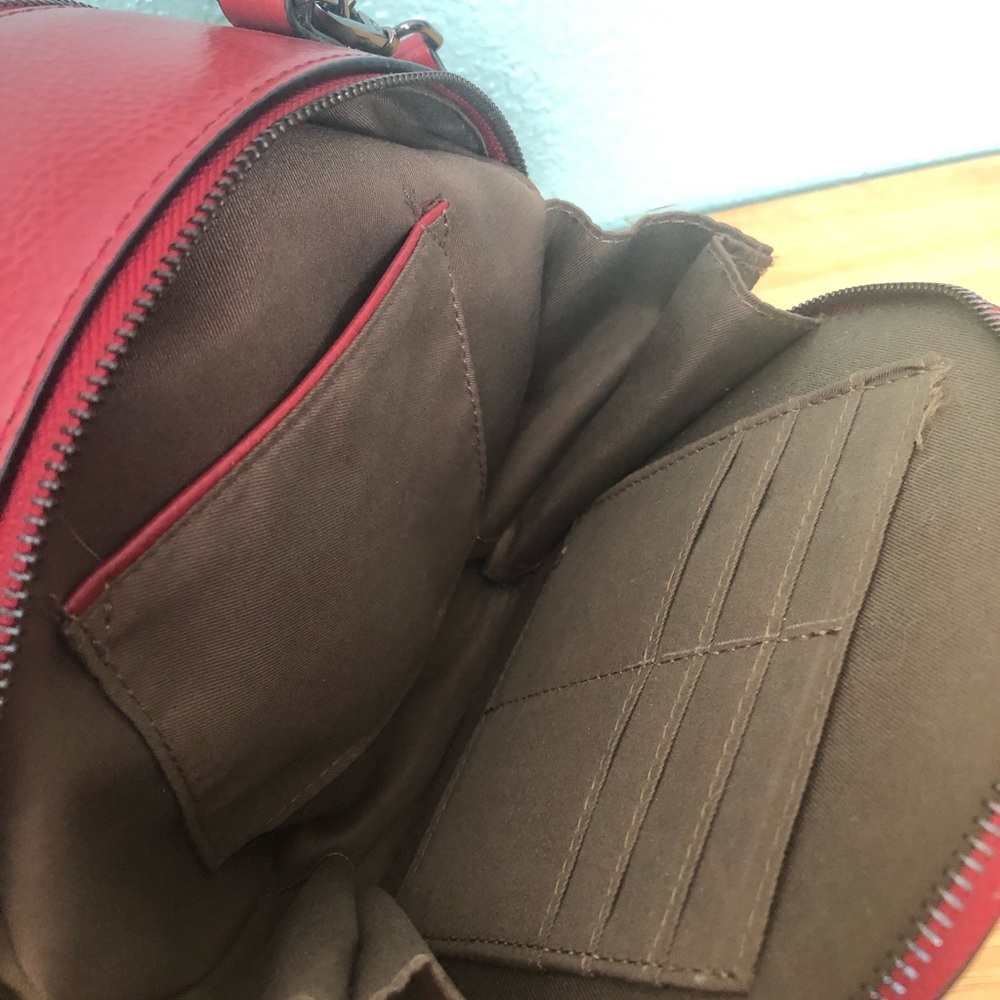 NEW Beautiful Purse - Picture 10 of 13